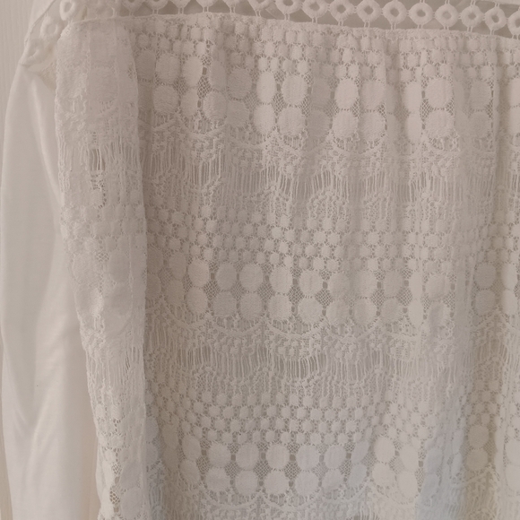 Sadie Robertson Wild Blue White shirt with lace back.  Boho, gypsy - Picture 5 of 10